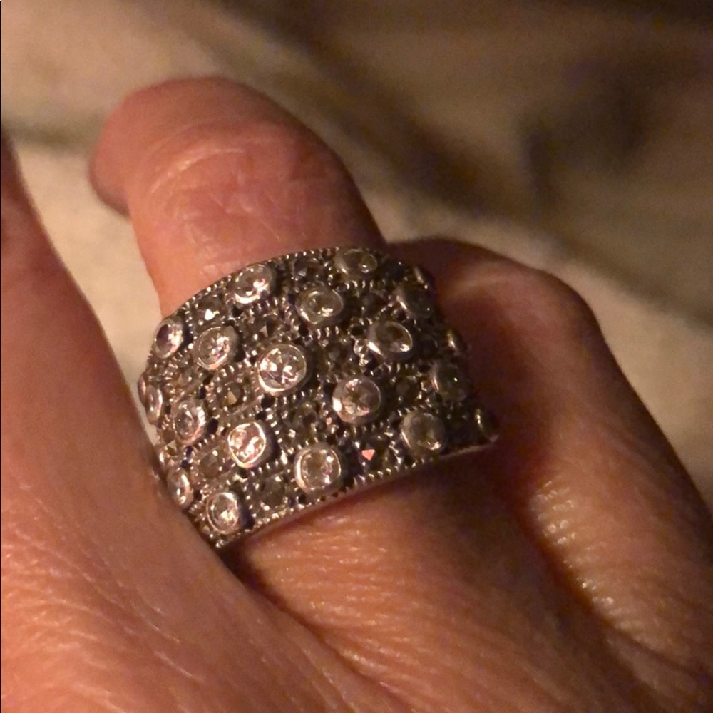 Silver plated  ring with crystals size 6-6.25